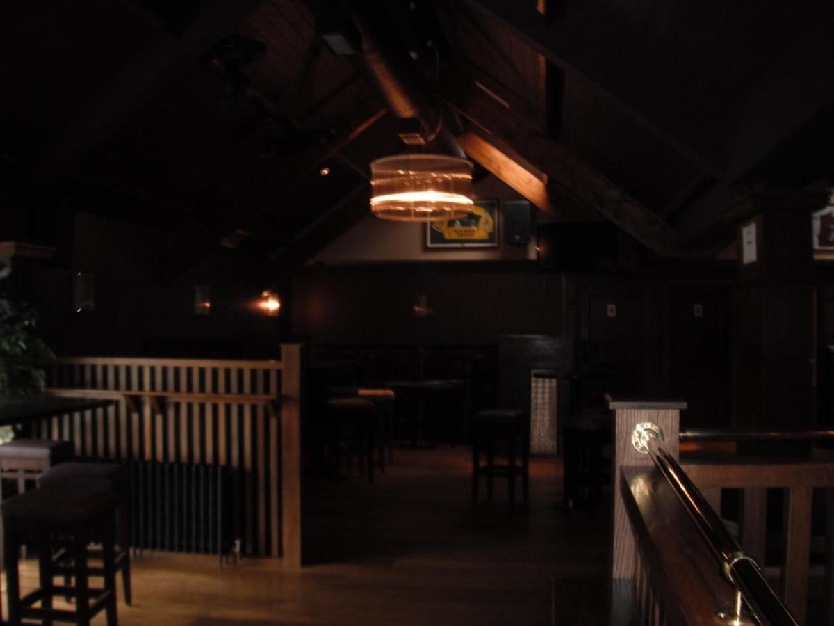 Отель Court Yard Hotel Лейкслип-32
