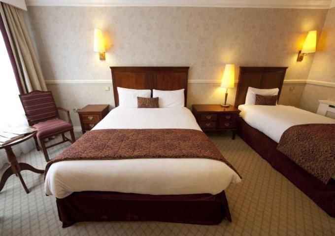 Отель Court Yard Hotel Лейкслип-6