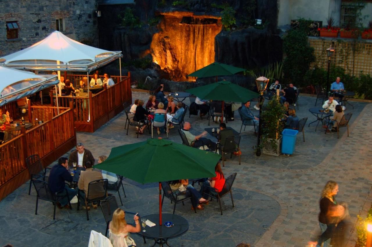 Отель Court Yard Hotel Лейкслип-47